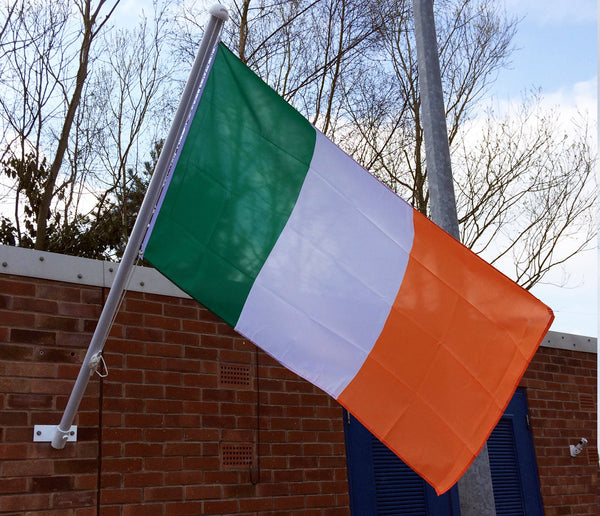 Budget Ireland Flags